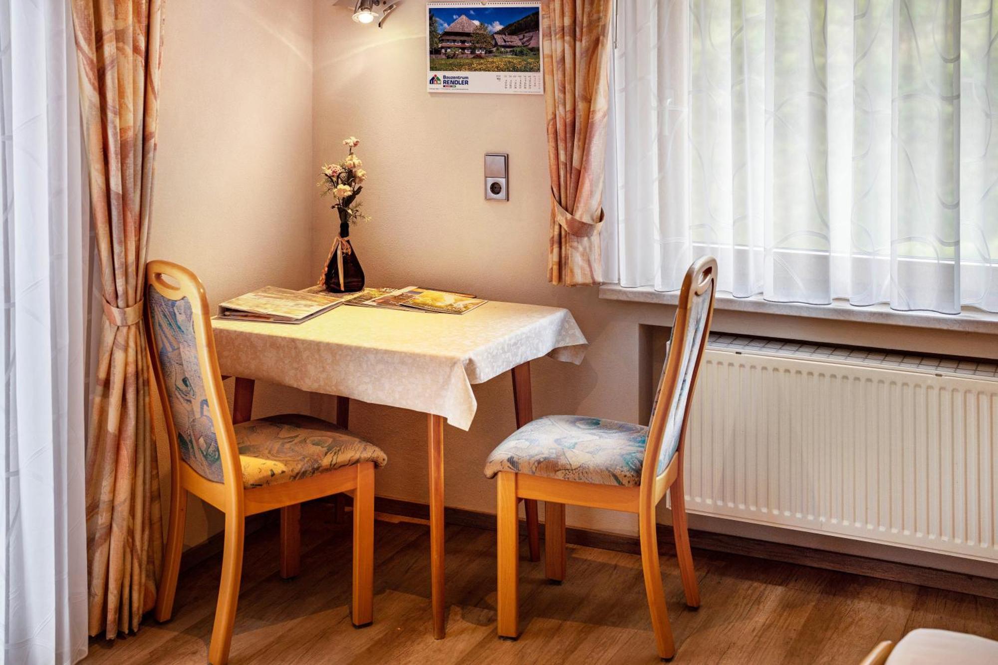 Gaestehaus Gerda Bad Peterstal-Griesbach Buitenkant foto